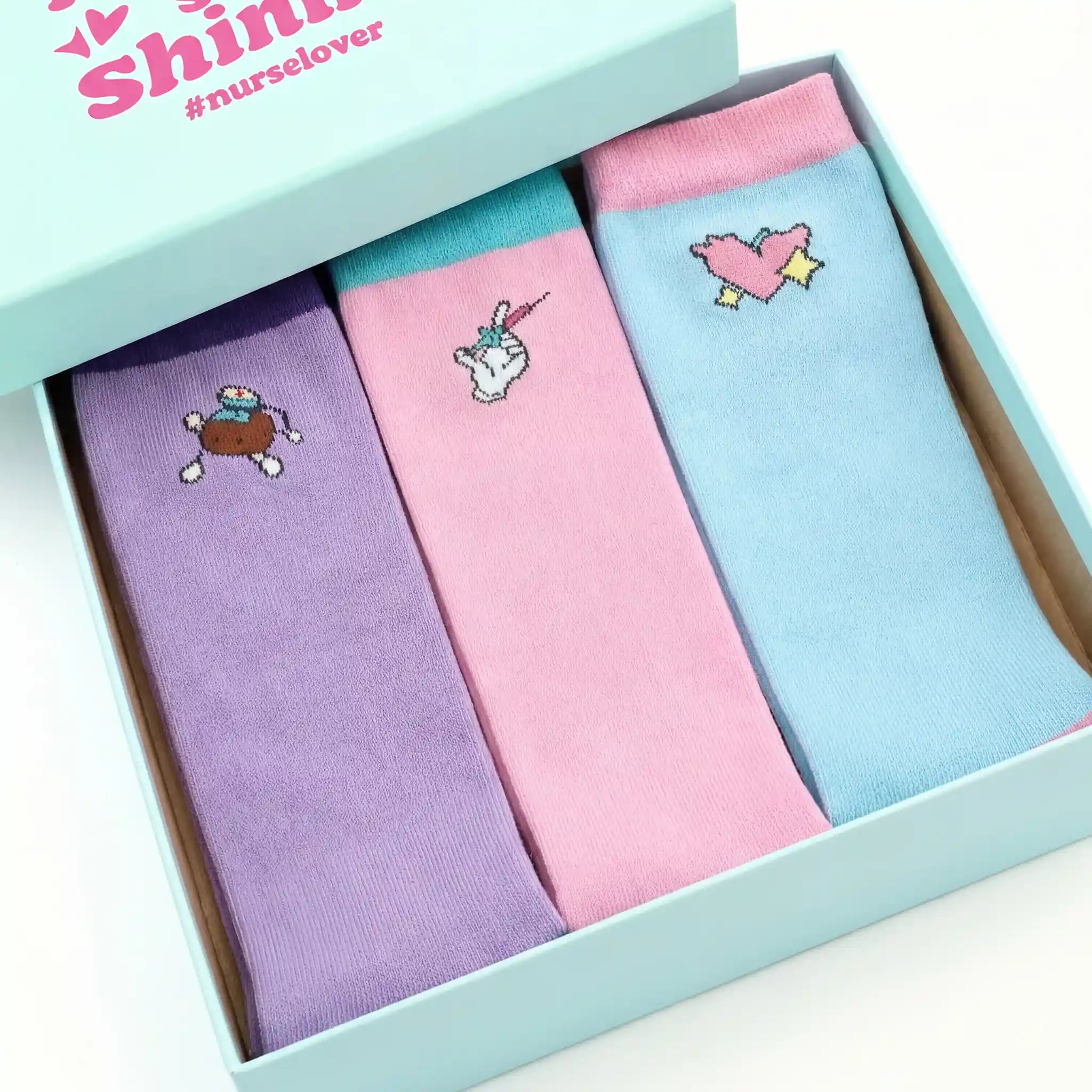 Set Medias de Compresión Diseño con Dibujos (3 uds.) de Nurse is Love para enfermería y sanidad