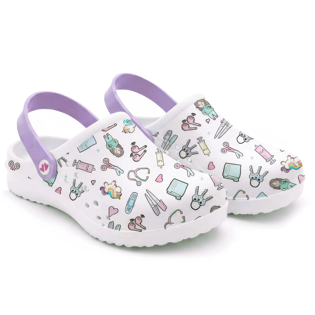 Zuecos de patrón en blanco Zuecos para Enfermeras Blanco Morado de Nurse is Love para enfermería y sanidad
