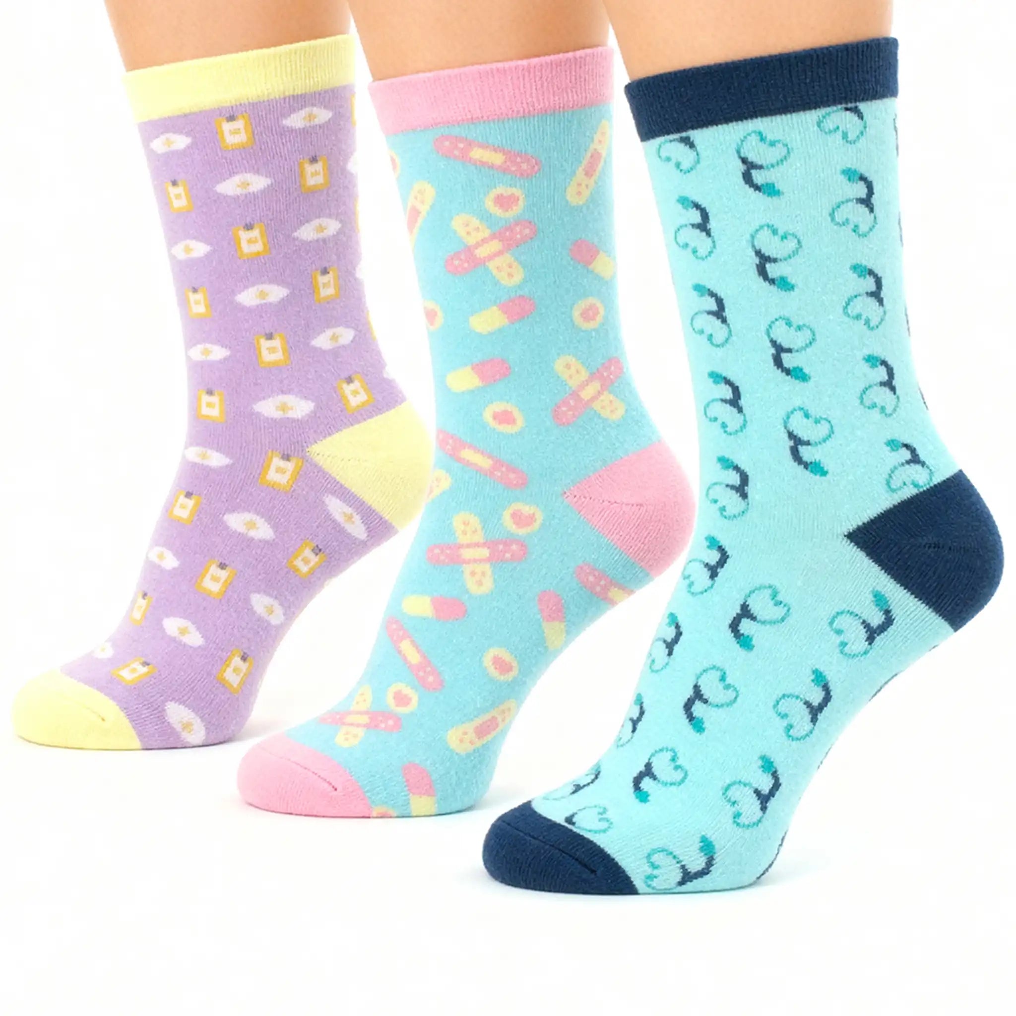 Calcetines Altos para Enfermeras con Patrones (Set de 3) de Nurse is Love para enfermería y sanidad