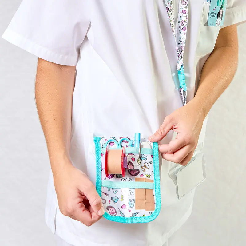 Set para Enfermera Organizador de Bolsillo - Tijeras Enfermeria Mayo - Aqua de Nurse is Love para enfermería y sanidad
