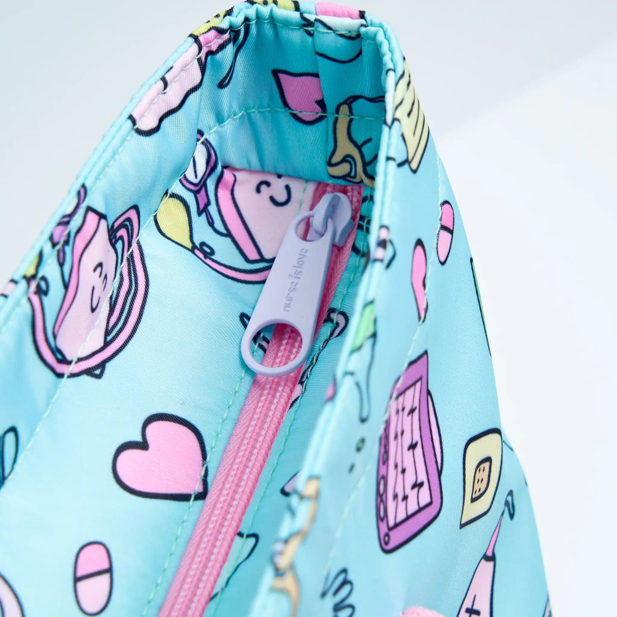 Bolso Aqua Instrumentos de Nurse is Love para enfermería y sanidad