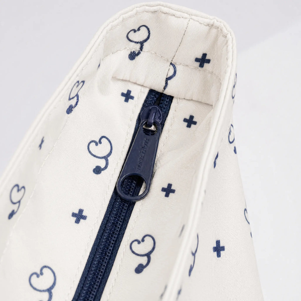 Bolso Beige Estetoscopio de Nurse is Love para enfermería y sanidad