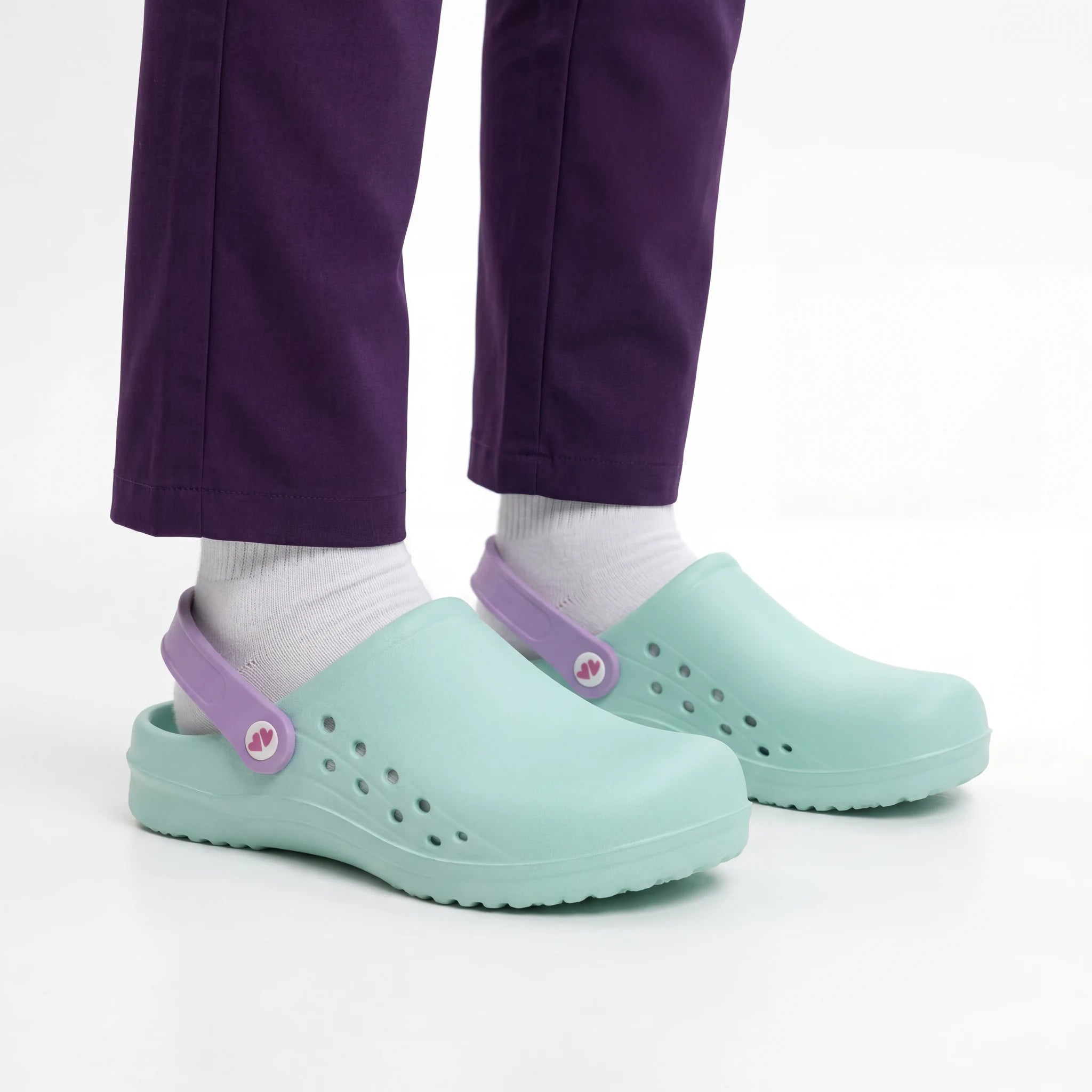 Zuecos para Enfermeras Aqua de Nurse is Love para enfermería y sanidad