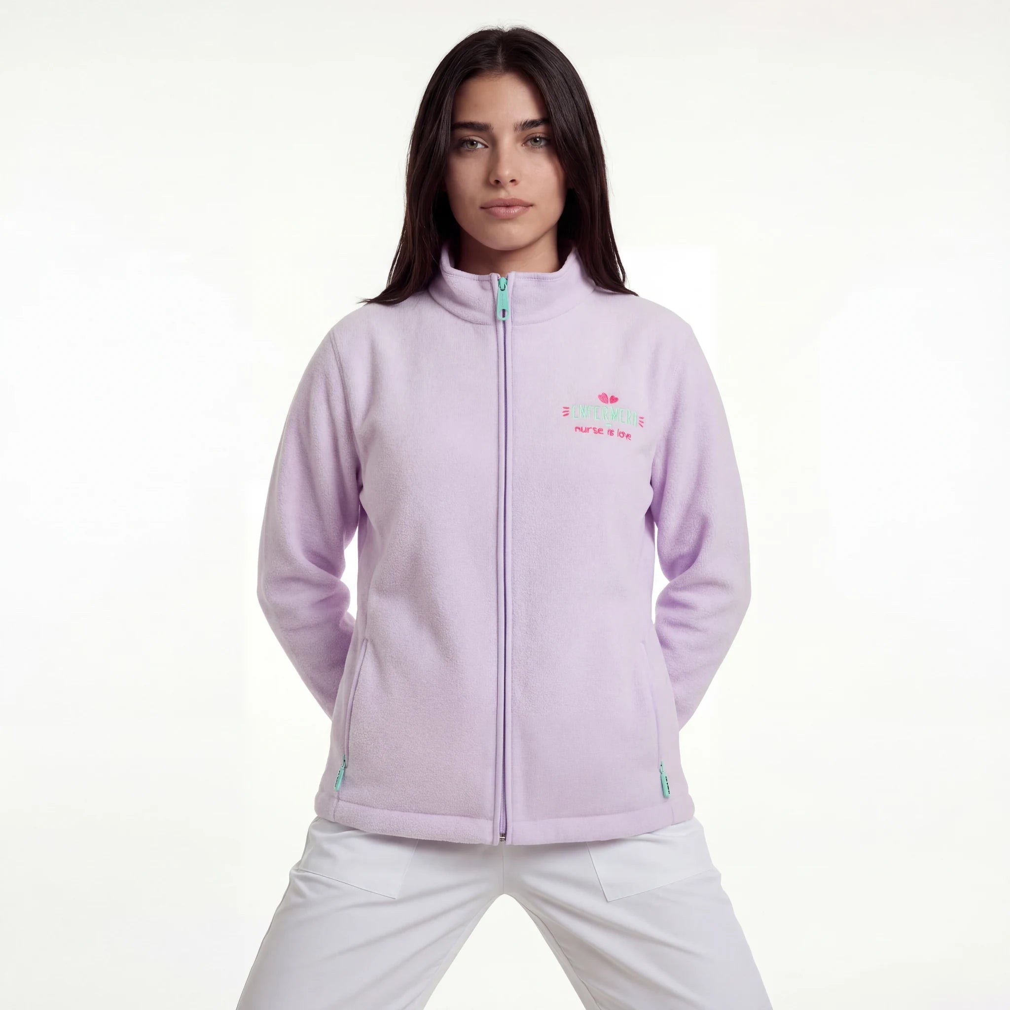 Chaqueta Polar Morada para Enfermeras de Nurse is Love para enfermería y sanidad