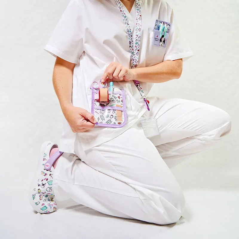 Set para Enfermera Organizador de Bolsillo - Tijeras Enfermeria Mayo - Café de Nurse is Love para enfermería y sanidad