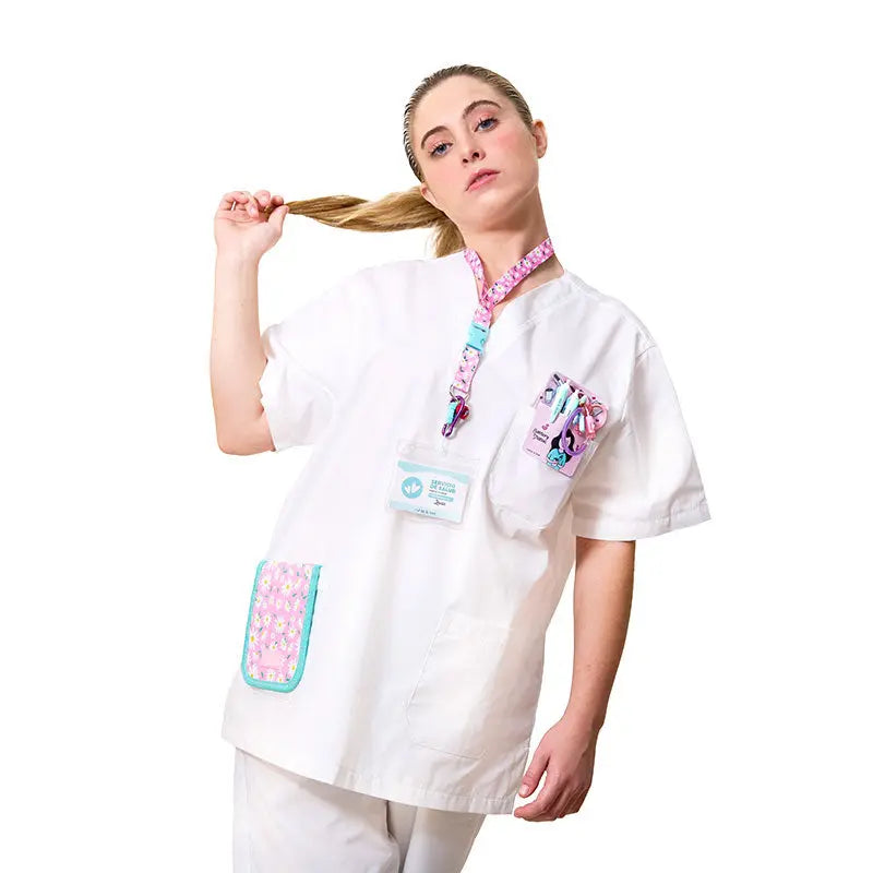 Set para Enfermera Lanyard - Tijeras Enfermeria Pico de Pato - Margaritas de Nurse is Love para enfermería y sanidad