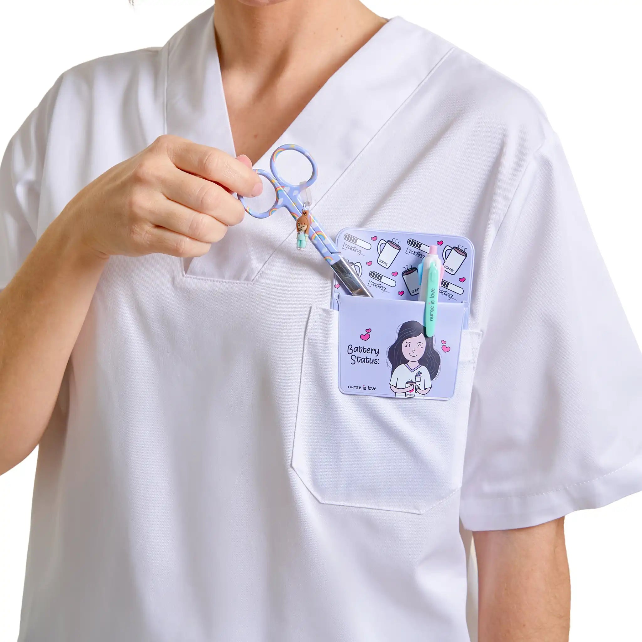 Tijeras Enfermería Pico de Pato arcoiris fondo morado de Nurse is Love para enfermería y sanidad