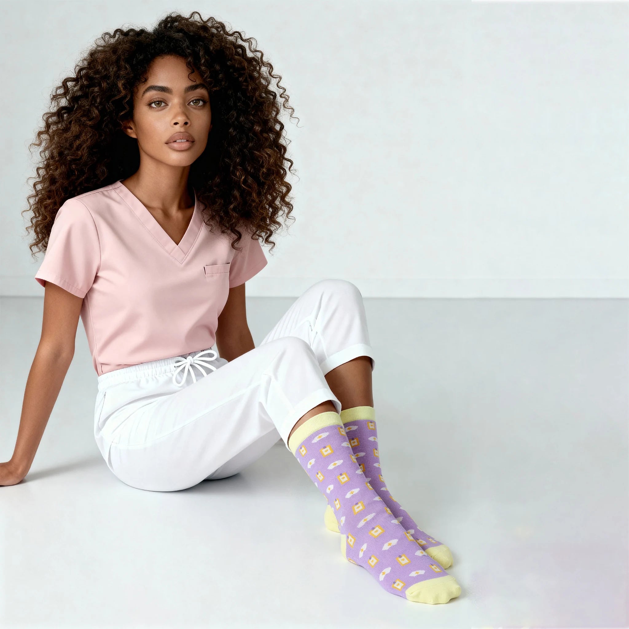 Calcetines Altos para Enfermeras con Patrones (Set de 3) de Nurse is Love para enfermería y sanidad