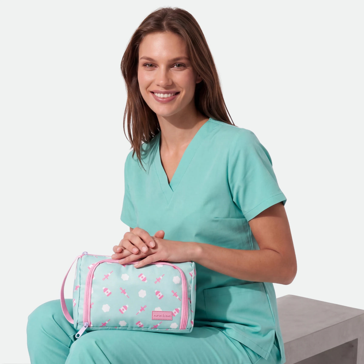Neceser para Enfemeras Aqua Nubes de Nurse is Love para enfermería y sanidad