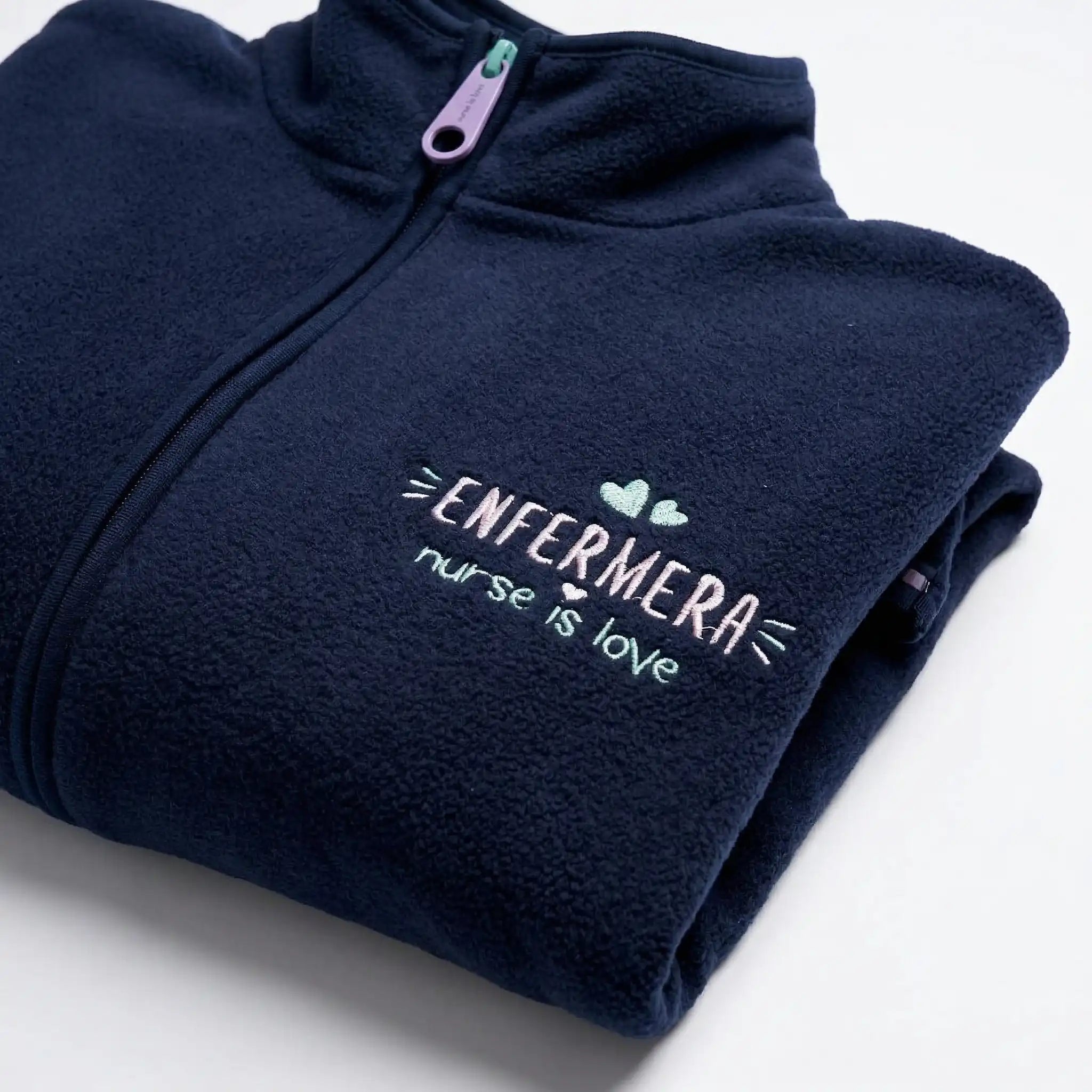 Chaqueta Polar Navy Instrumentos para Enfermeras de Nurse is Love para enfermería y sanidad